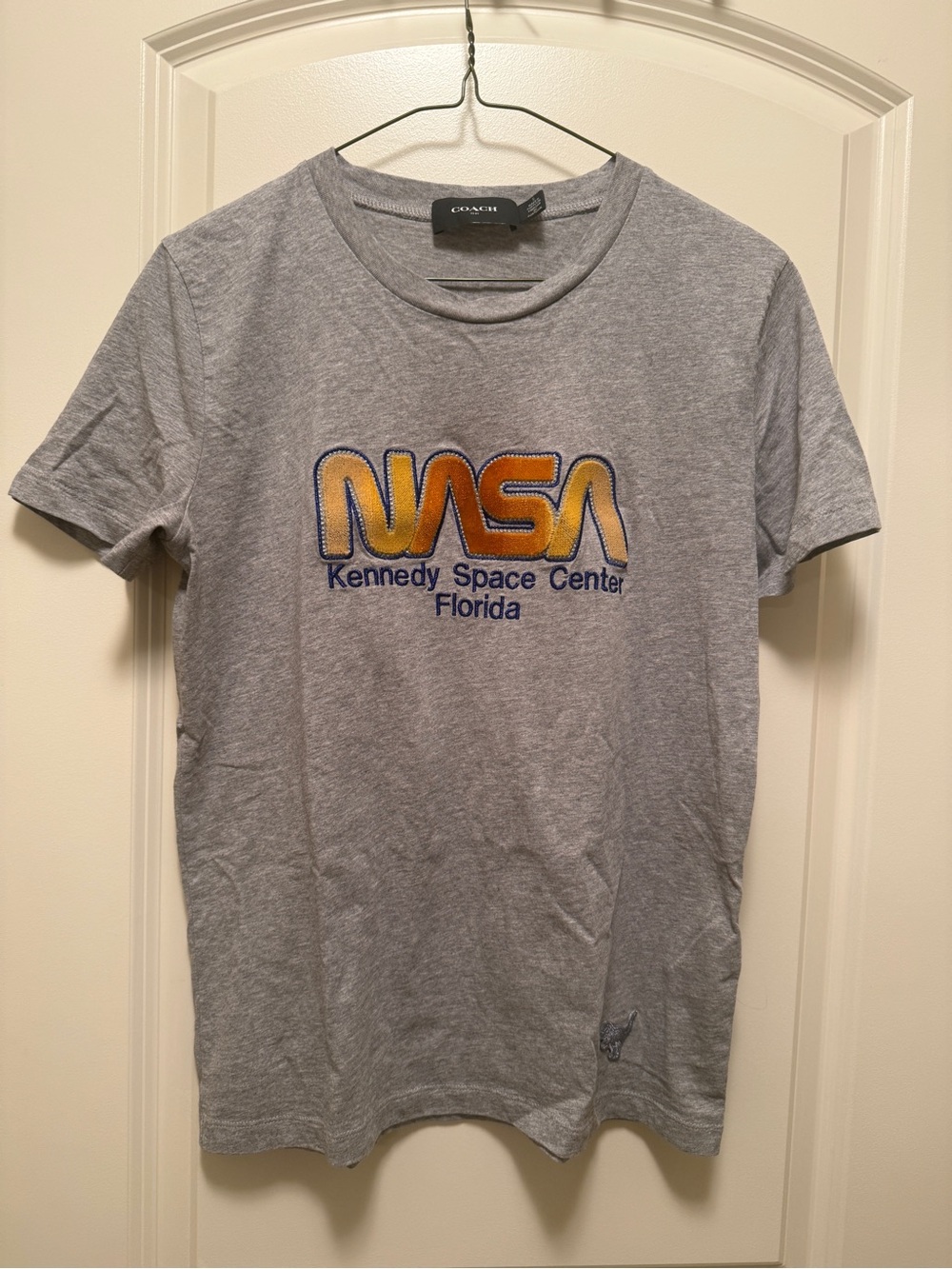 Coach Gray Short-Sleeve NASA Kennedy Space Center Graphic Tee